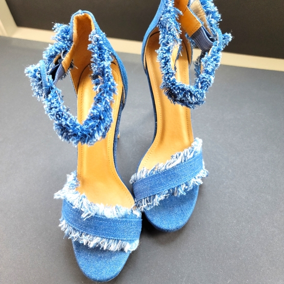 MELLY Shoes - MELLY "LANDEN" denim sandals